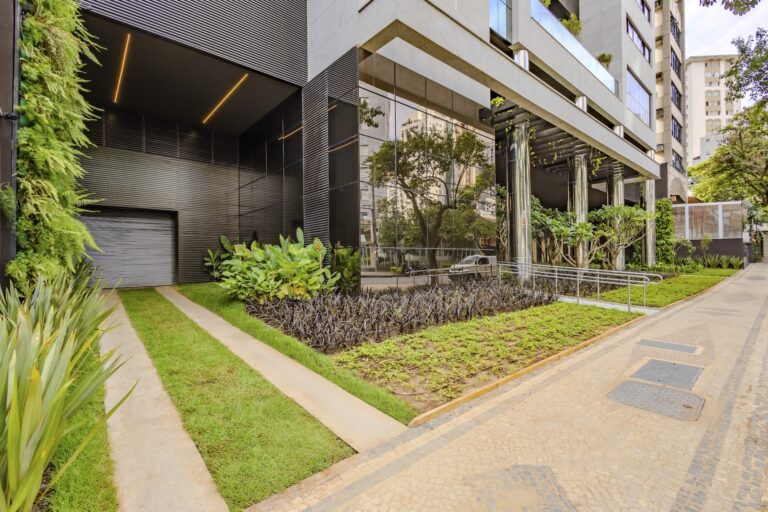 Edifício Jardins, Construtora Caparaó